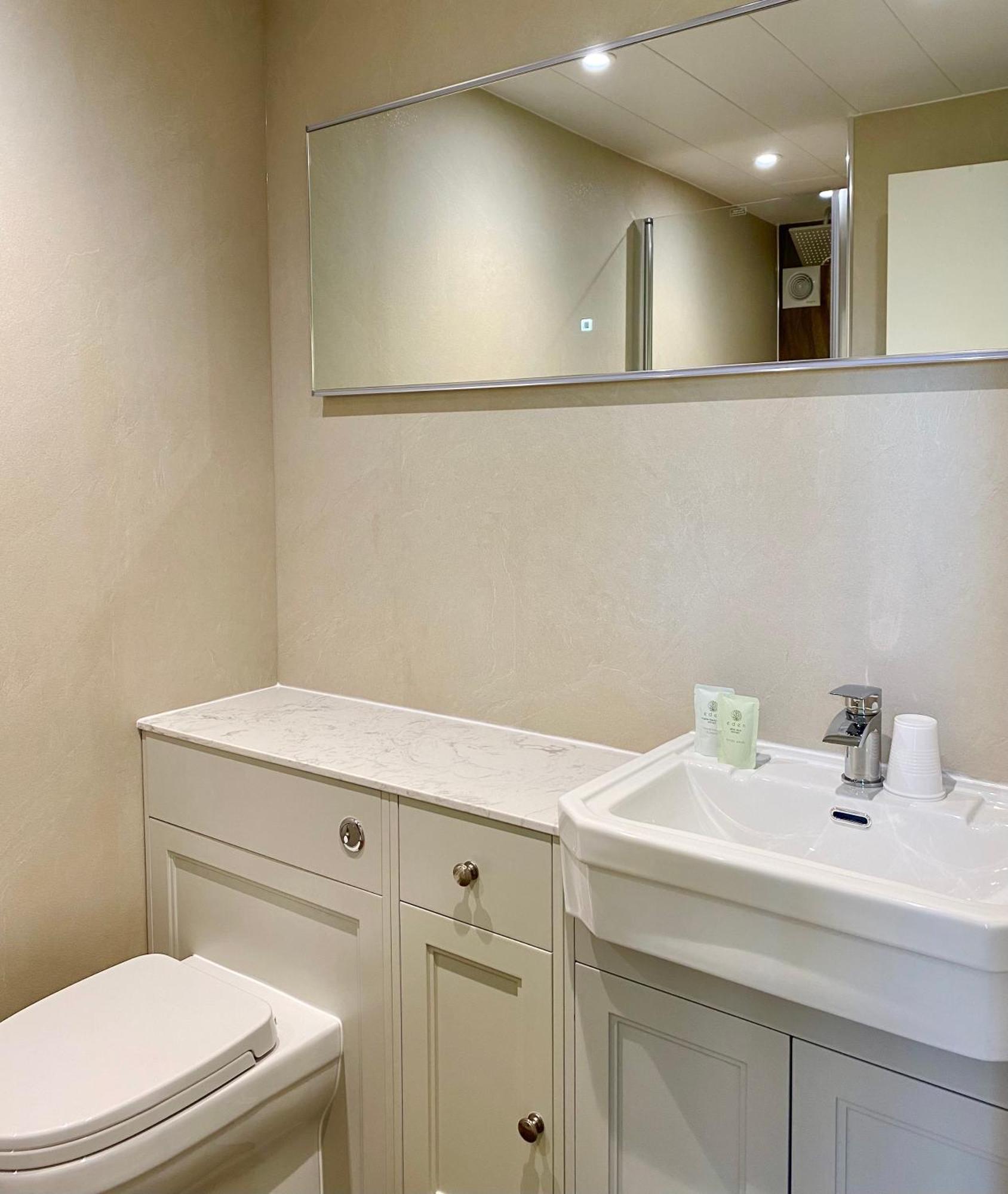 Ruswarp Hall - Whitby (Adults Only) Room photo